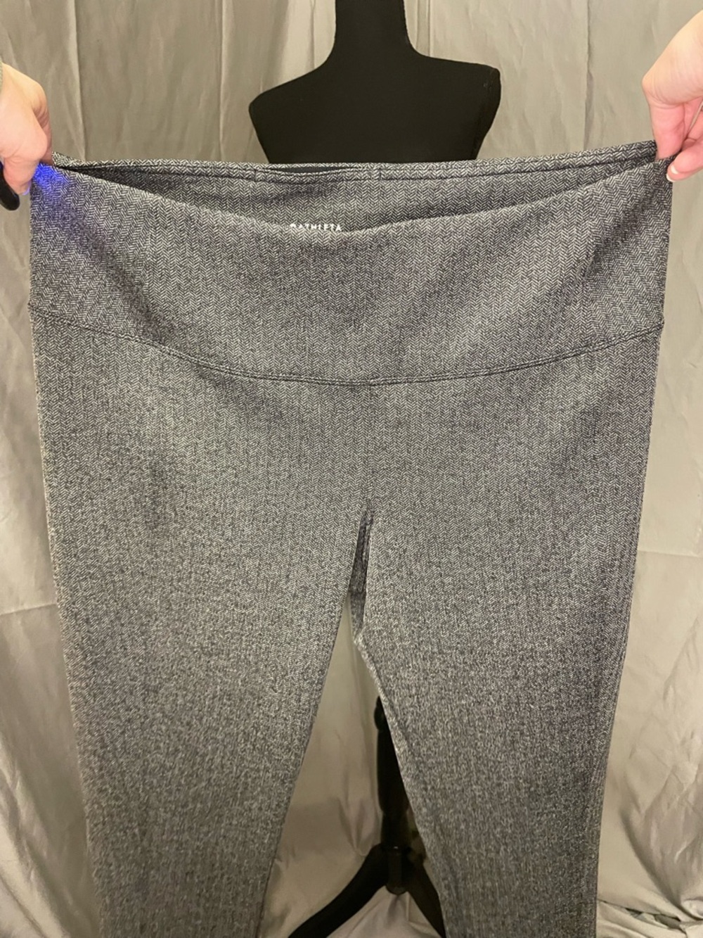 Athleta Gray Herringbone Performance Leggings - Picture 6 of 10